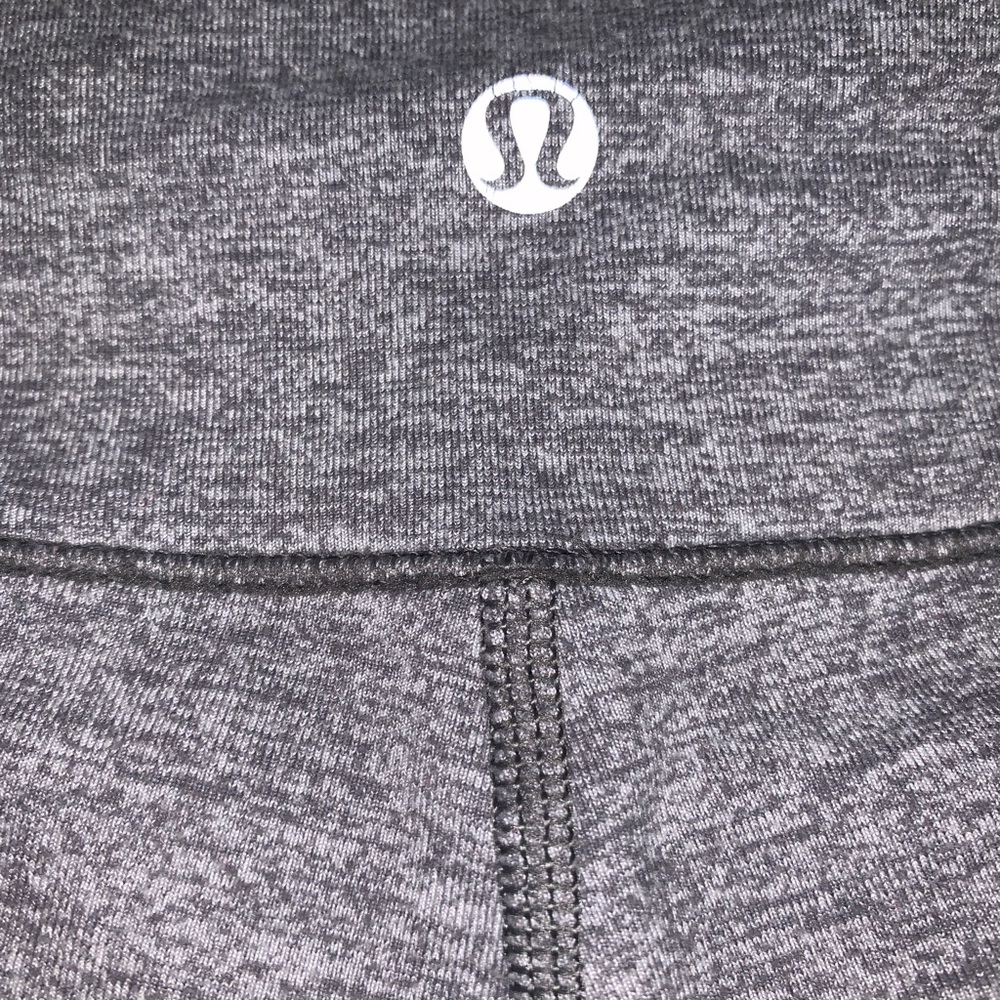 Lululemon heather grey leggings - Picture 5 of 8